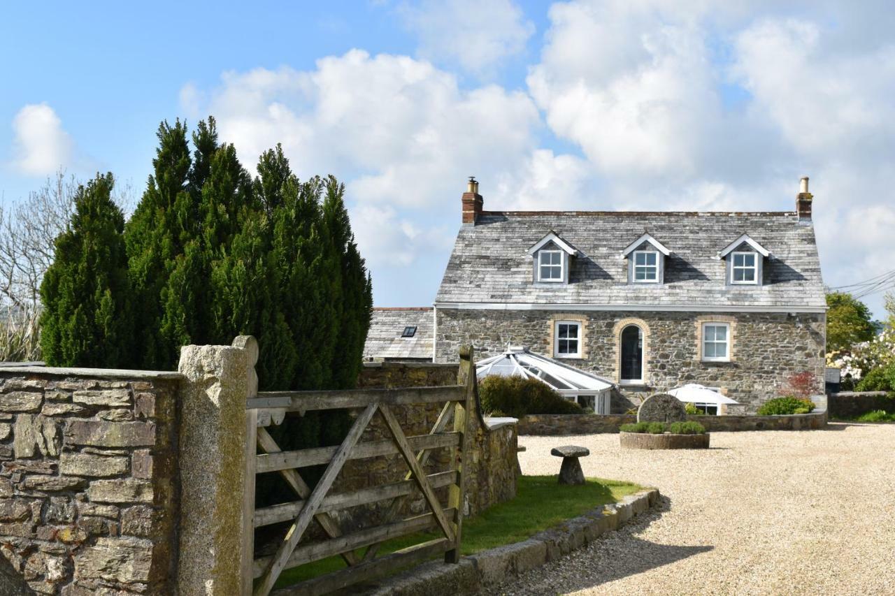Treveighan Farmhouse Saint Teath Kültér fotó